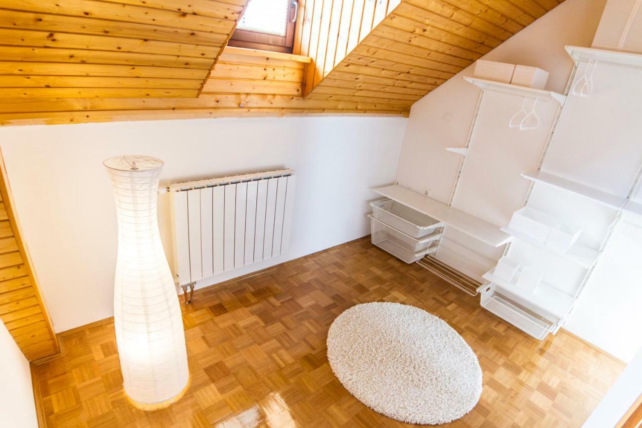 オルモジュ D&J Houseヴィラ エクステリア 写真